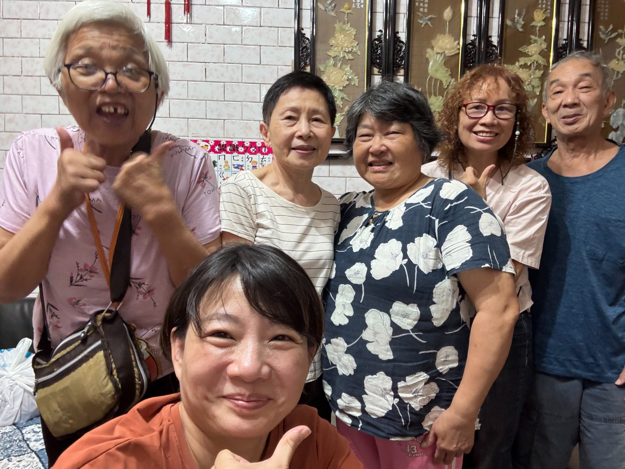 我靠著那加給我力量的，凡事都能作。腓立比書4:13