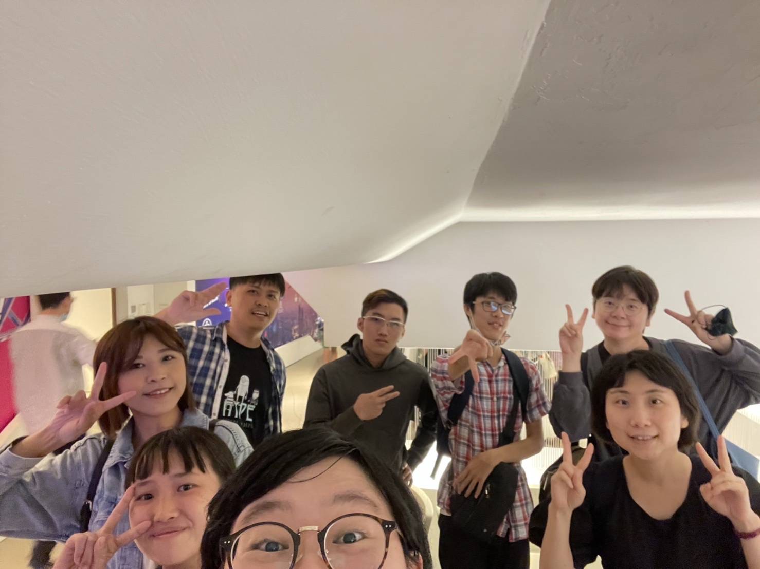 小組有新朋友加入耶✌🏼
