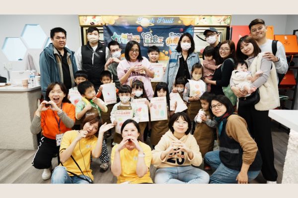 星星國小小店長Ｘ大安區芳和里果汁吧