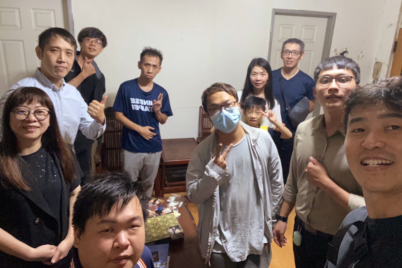 一起用愛服事家人